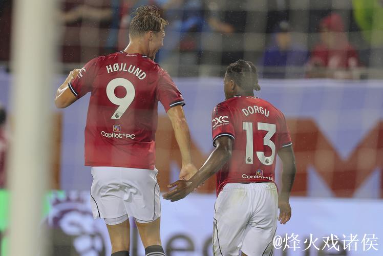 布鲁诺携手芒特首发，曼联迎战伯恩茅斯克鲁伊维特助阵